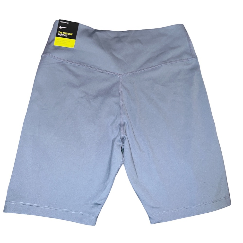 NWT🏷️ Women’s Nike Dri-Fit Performance Tight Fit Shorts, Size M